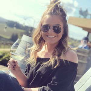 Meet your Posher, Alyssa